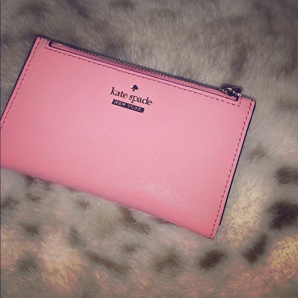 Kate spade Sylvia small slim bifold wallet